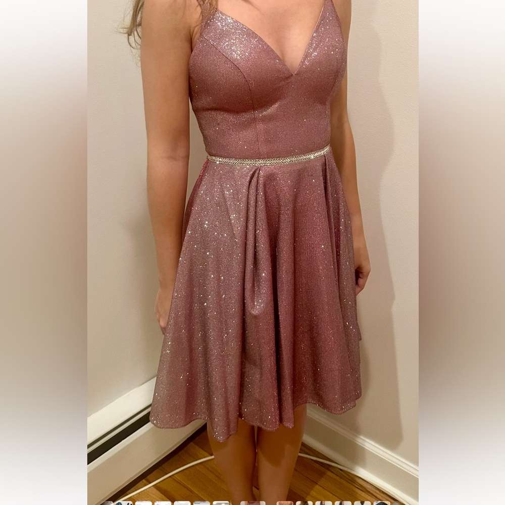 Prom - Picture 2 of 4